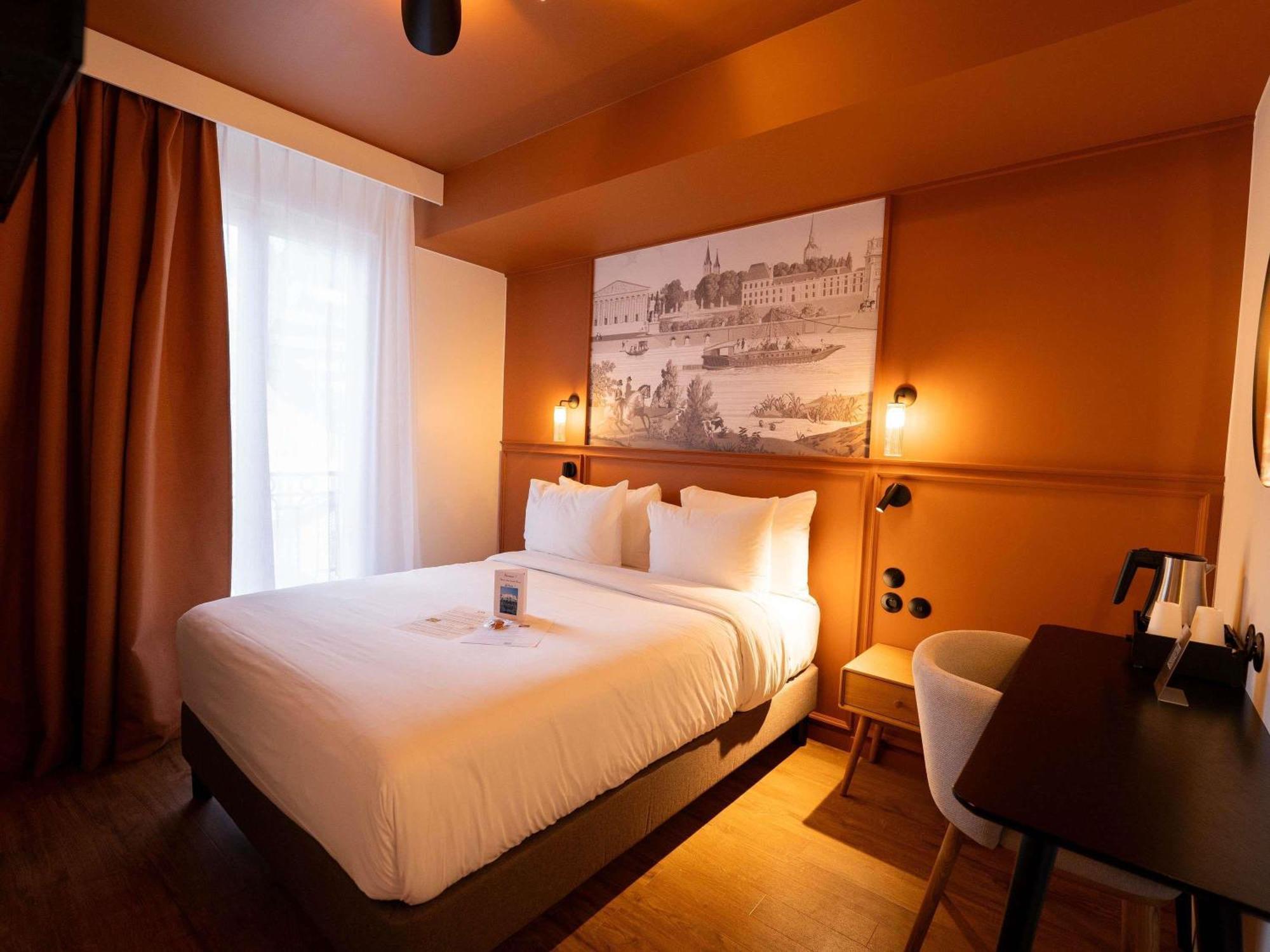 Mercure Bastille Marais Hotel